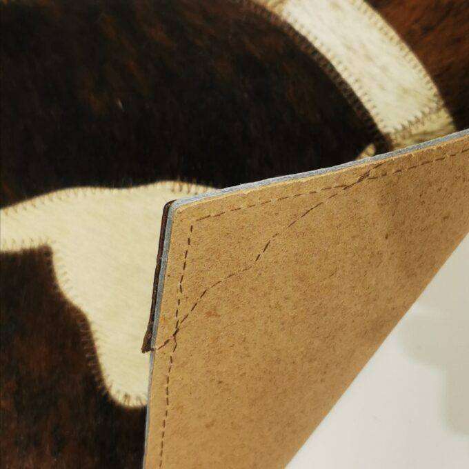 Kožené prostírání Luxury Cowhide BRAZÍLIE HORN Brindle 45x32cm