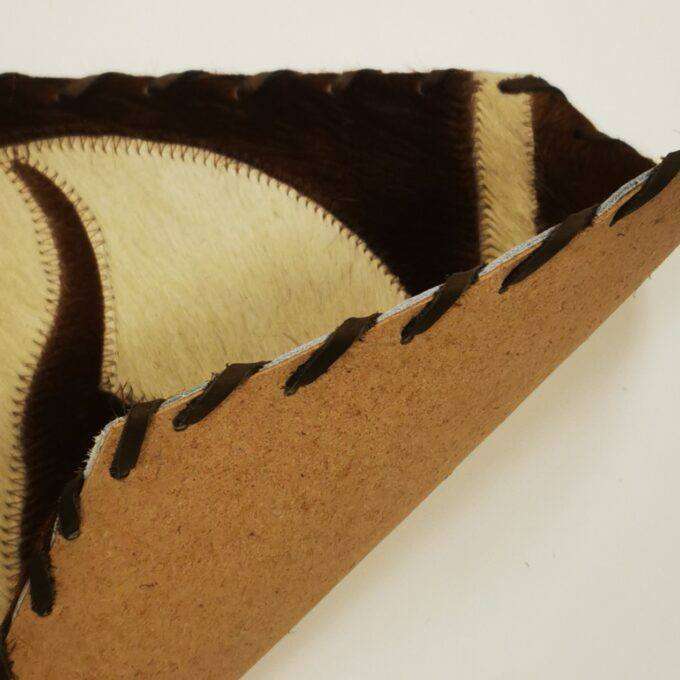 Běžec na stůl Luxury Cowhide BRAZÍLIE HORN BROWN 30x170cm