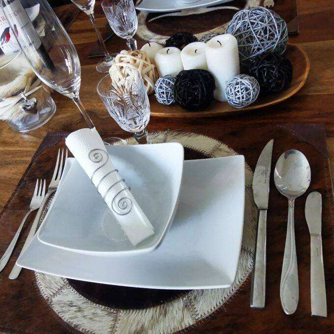 Kožené prostírání Luxury Cowhide BRAZÍLIE HORN Brindle 45x32cm