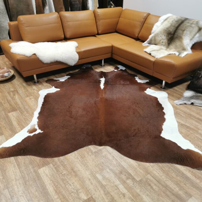 Hovězí kůže Luxury Cowhide BRAZÍLIE HEREFORD 230x192cm